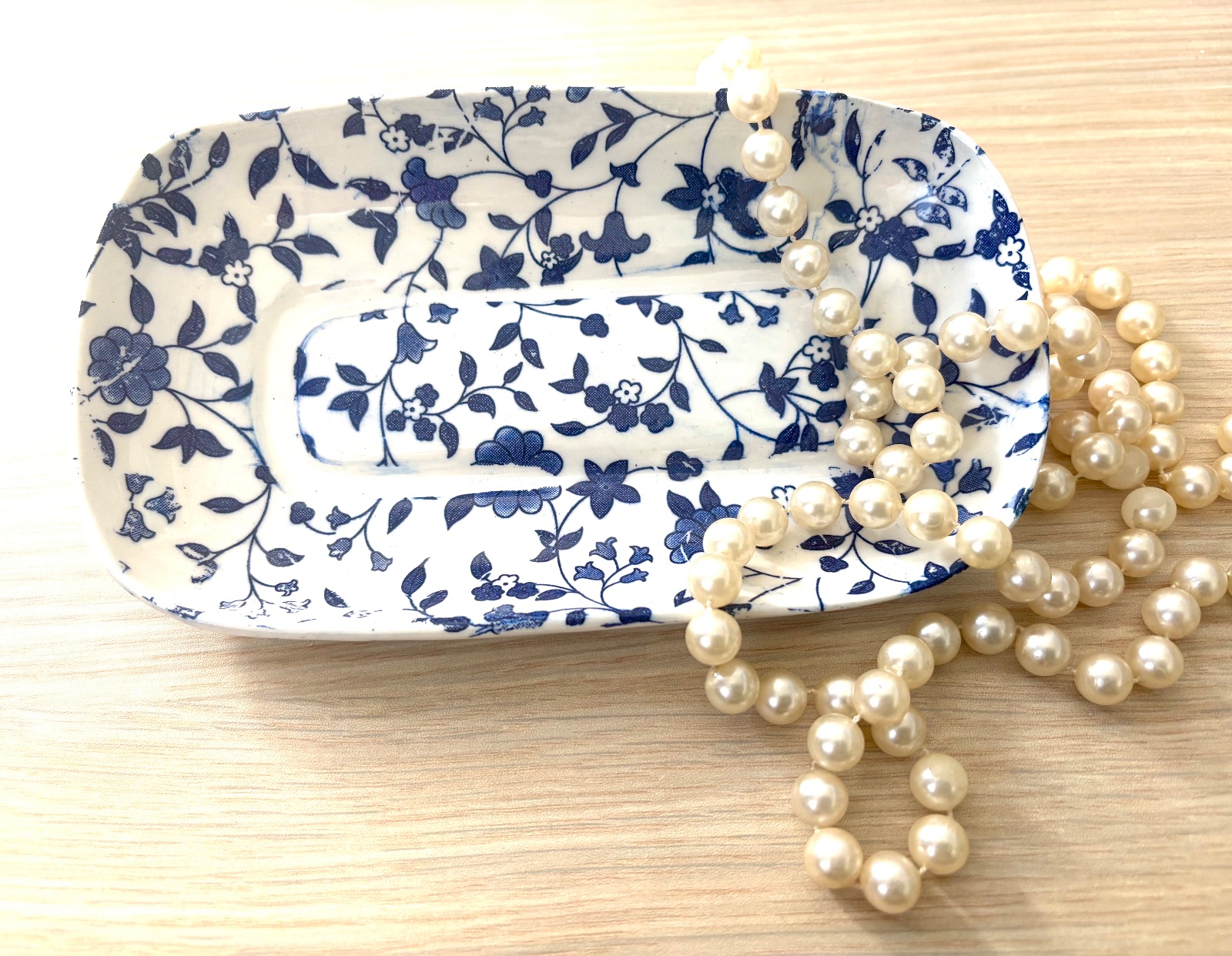 Blue&White trinket dish, a timeless piece, uniquely handmade, one of a kind! — by Dieestelleschutte — Pottery & Ceramics — handmade in South Africa