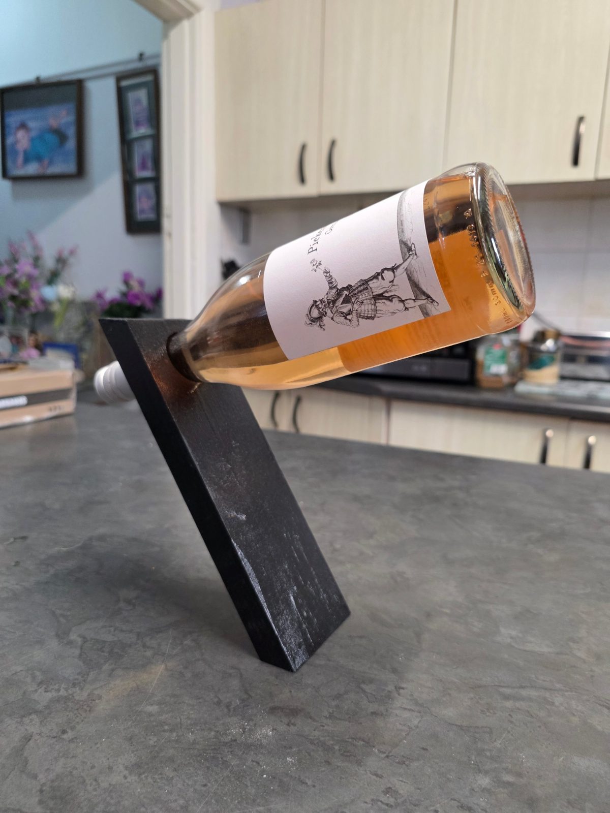 🍷 Handmade Rustic Wooden Wine Bottle Holder | Wine Display Stand — by Tai Pugh — Wood Carving — handmade in South Africa