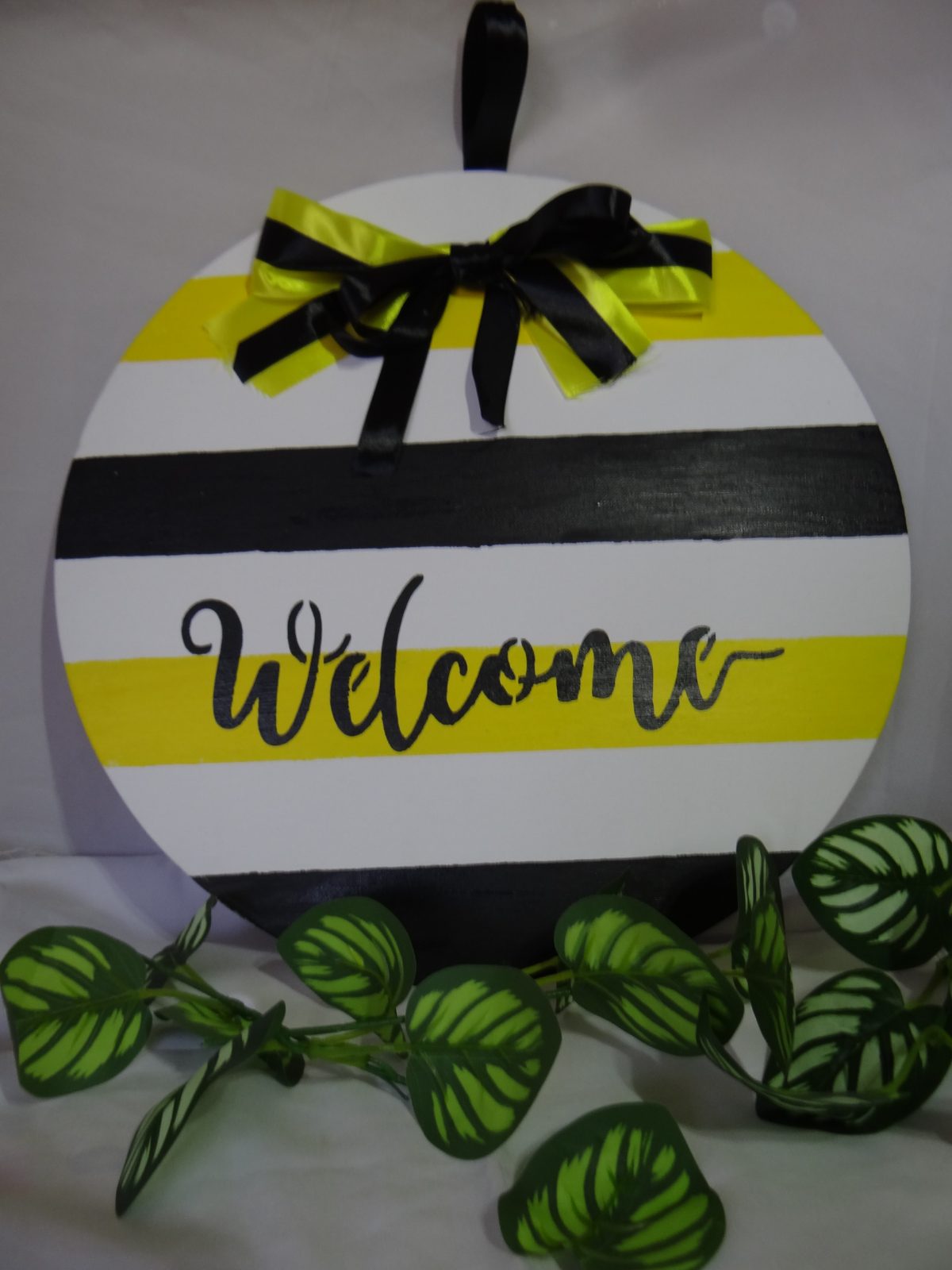 Wall decor to brighten up your living room — by Cindy's Crafts — Home & Living — handmade in South Africa