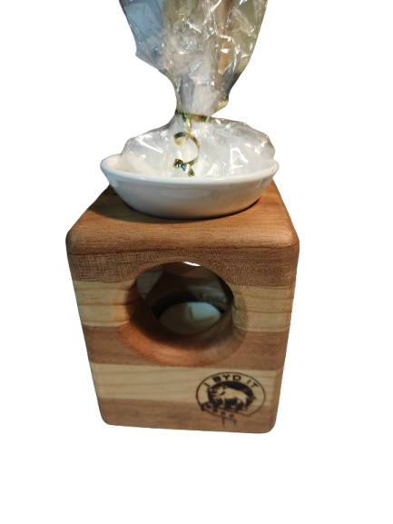 Dual-Toned Wooden Wax Melt Burner — by I BYD IT Crafts — Home & Living — handmade in South Africa